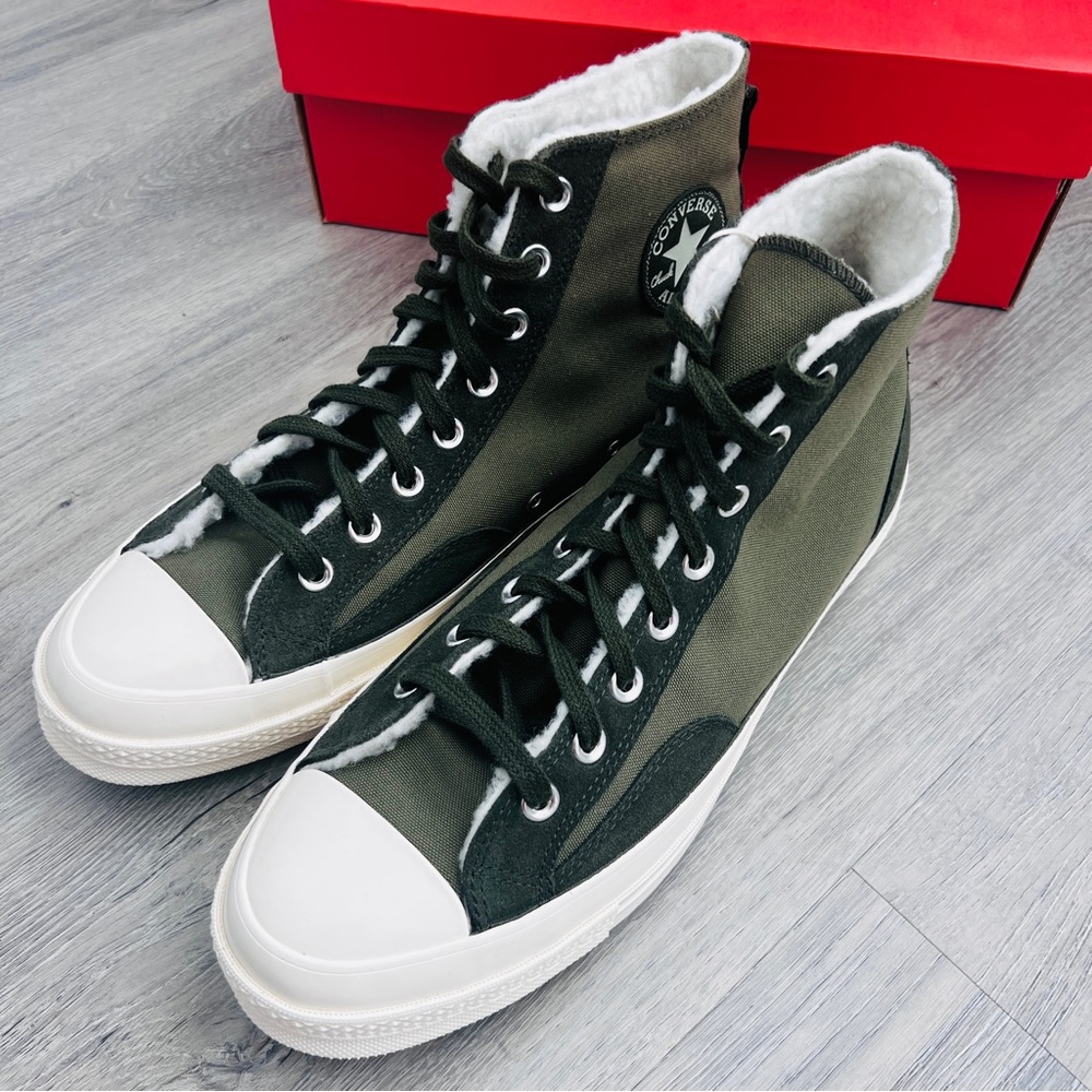 NWT Converse Chuck 70 Hi Men’s Shoes